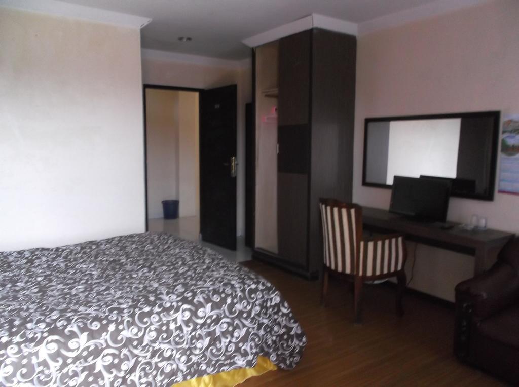 Grand Orri Hotel & Convention Berastagi Bagian luar foto